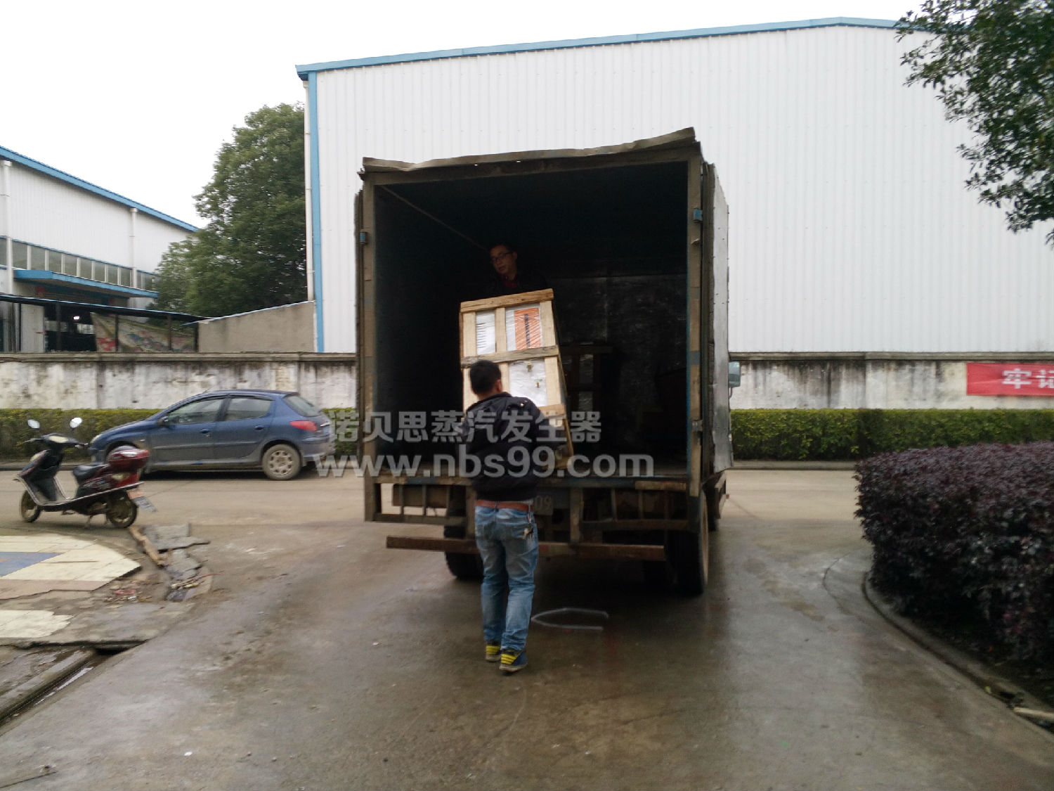 【服裝洗滌蒸汽發生器】幫助武漢服裝洗滌企業提升2倍業績