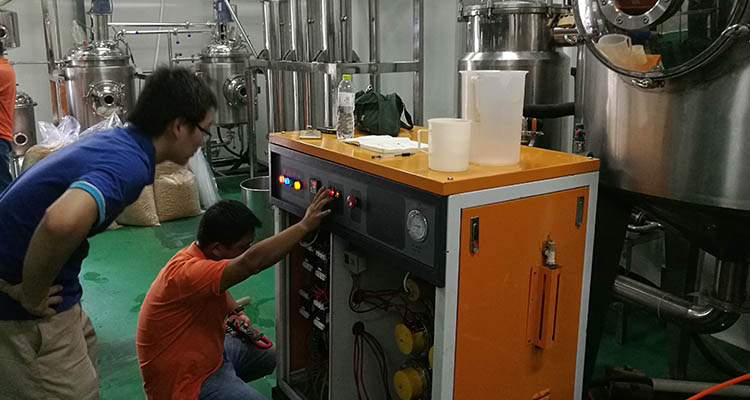 午夜一区二区三区蒸汽發生器技術團隊現場指導