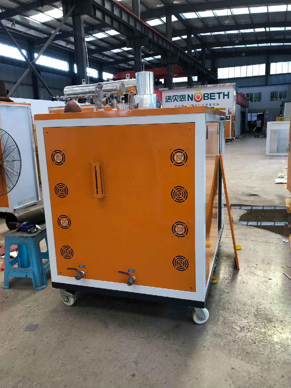 定製PLC實驗研究蒸汽發生器進行試機中，午夜一区二区三区出廠前每一款設備都會進行試機處理，確保蒸汽設備到客戶手上都是沒有問題的產品