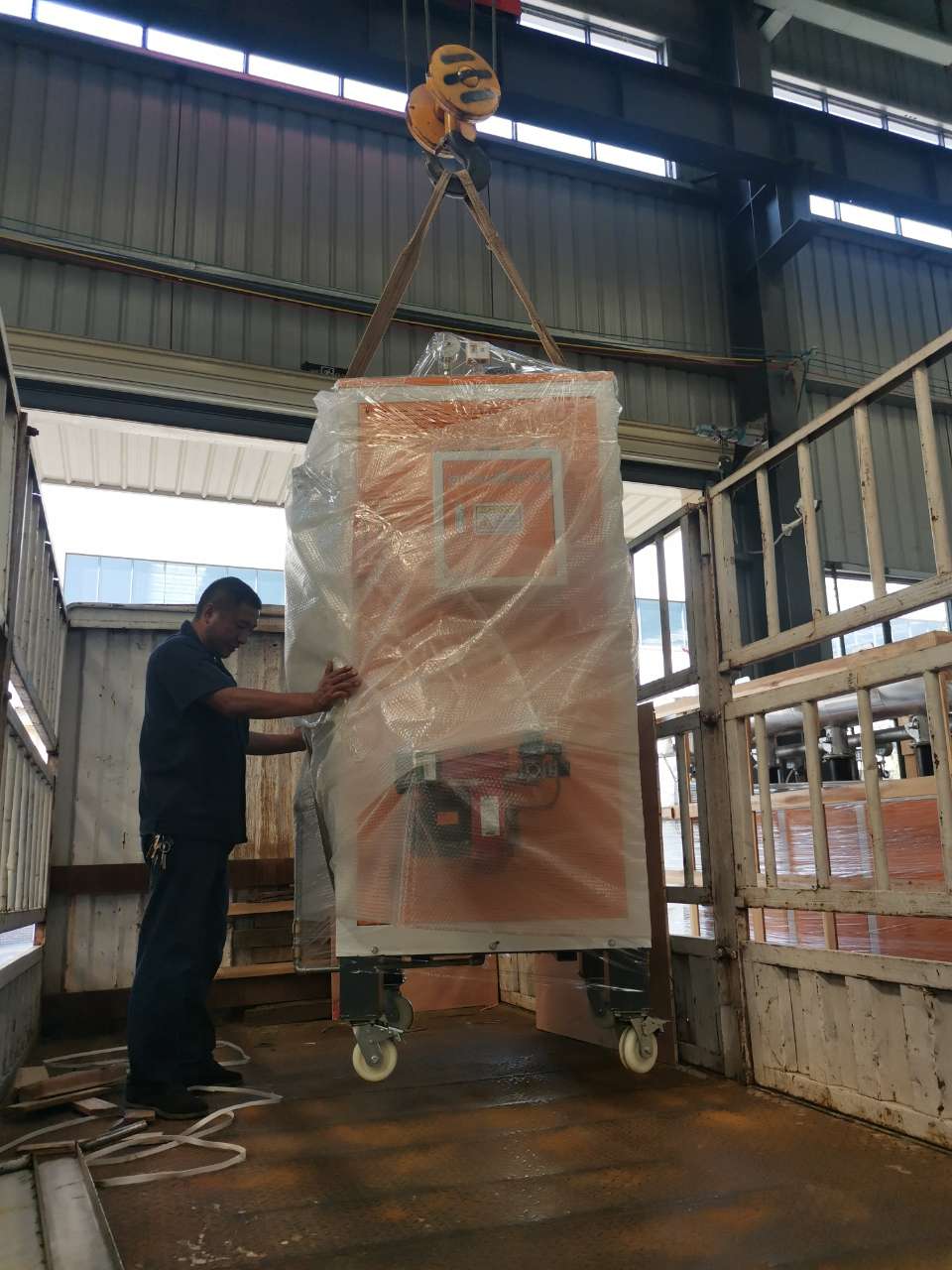 潔淨蒸汽助力食品生產，湖南食品加工潔淨蒸汽發生器發貨啦