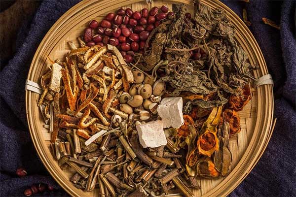 午夜最污视频APP烘幹中藥材