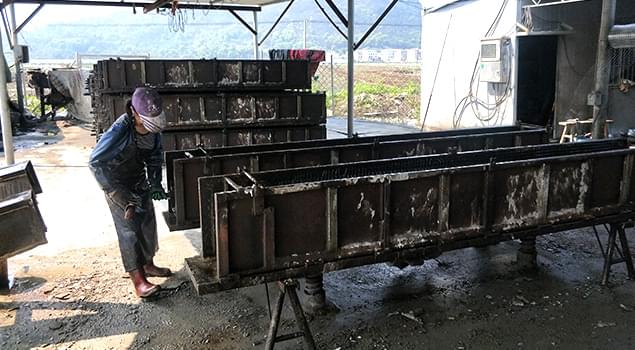午夜一区二区三区48kw蒸汽發生器養護水泥管道，4小時實現脫模，1天可養護30根